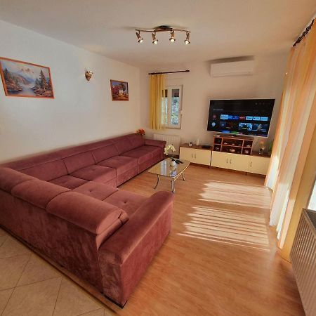Villa Zvonimir Zagvozd エクステリア 写真
