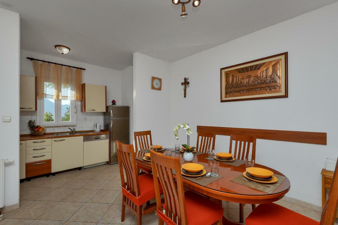 Villa Zvonimir Zagvozd エクステリア 写真