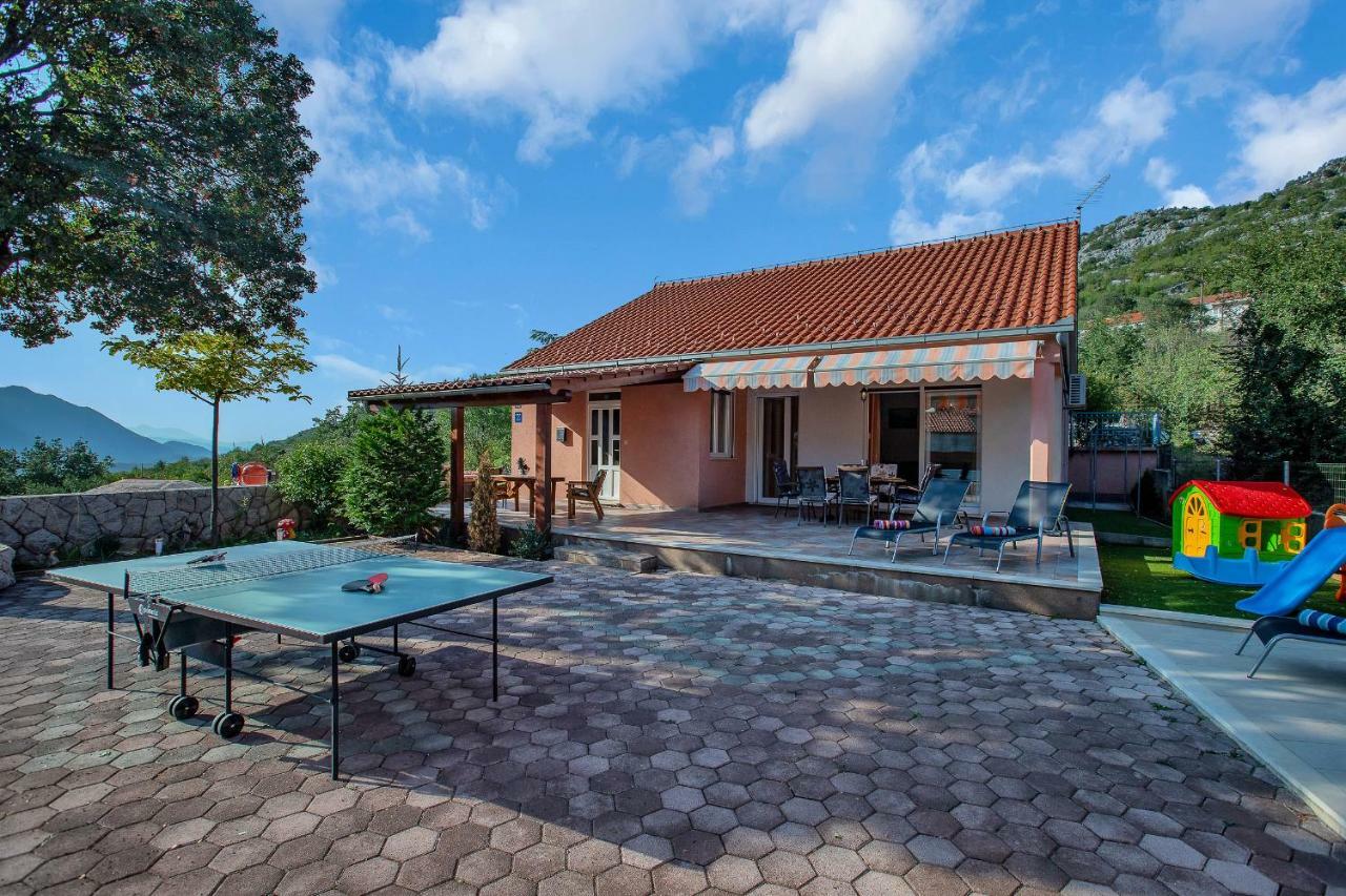 Villa Zvonimir Zagvozd エクステリア 写真