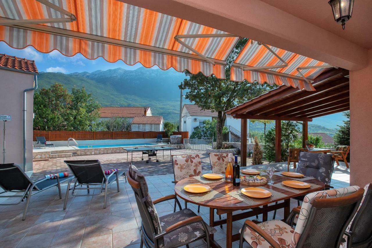 Villa Zvonimir Zagvozd エクステリア 写真